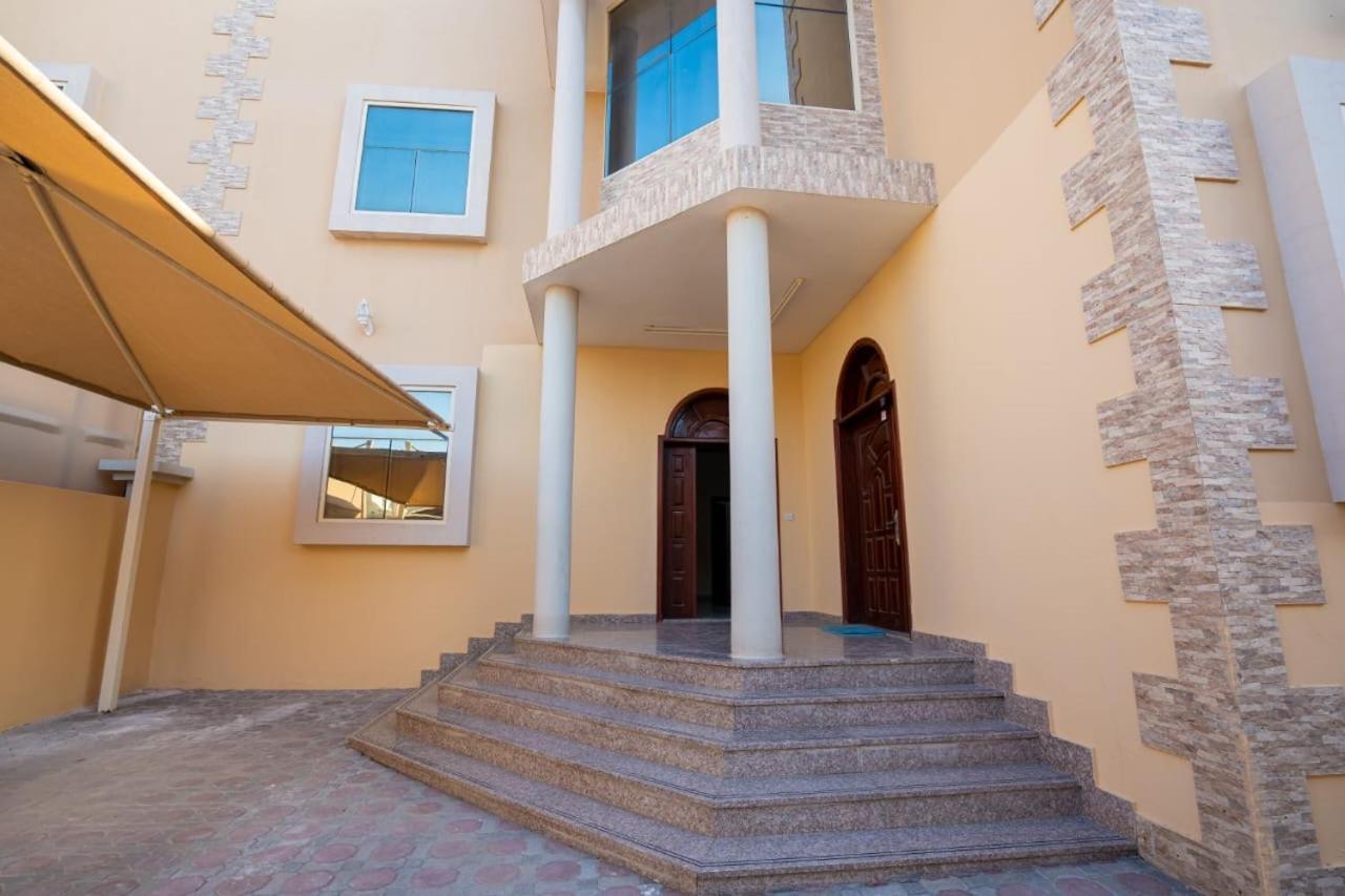 Séjour chez l'habitant Cozy Private In Shabiya 12 Abou Dabi